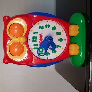 Vintage 1990 TOMY OWL Answer Clock, Red, Blue, & Green.